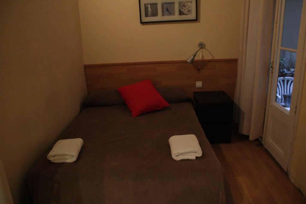 Hostal Baires Barcelona Room photo